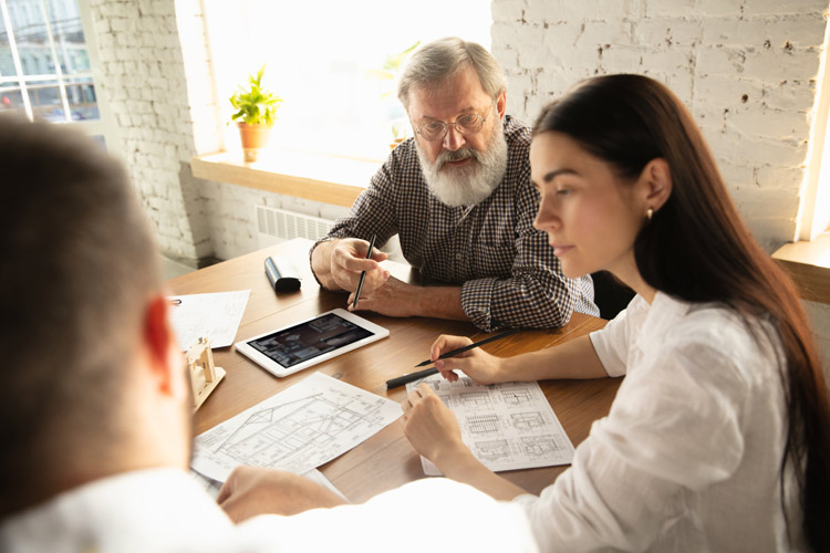 Appraiser sitting with couple