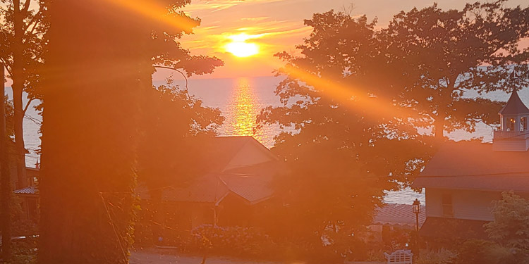 A view from the beach houses at the foot of Hartt Estates