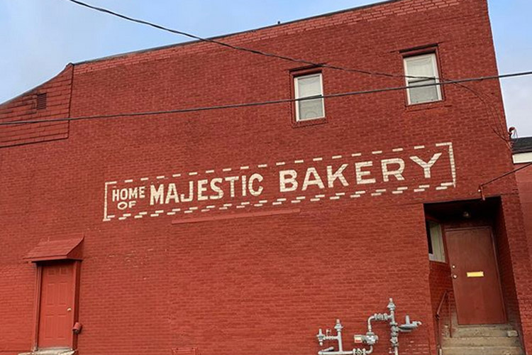 Majeestic Bakery